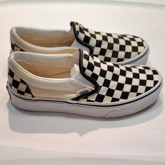 Vans Kids Black and White Checkered Sneakers WM - Picture 3 of 8